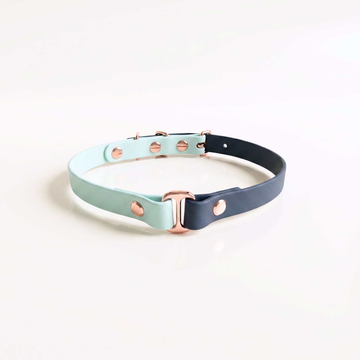 Dress Code, Core Collar