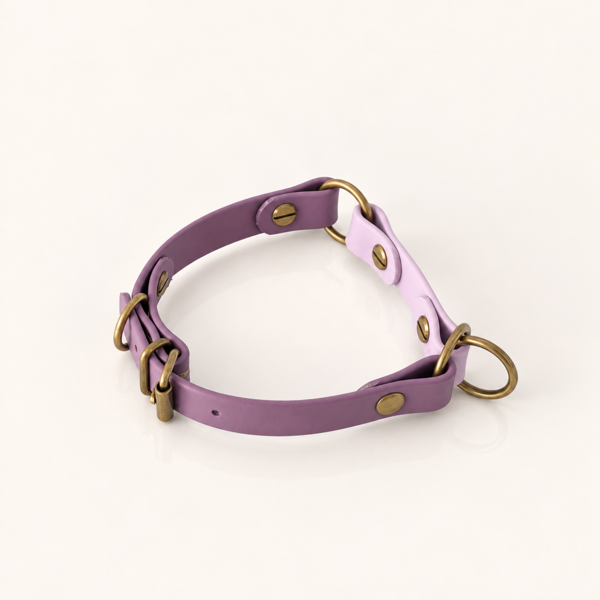 Muave: H.O.D.A. EDGE BioThane® martingale dog collar in Muave with soft lilac detail and antique brass hardware.